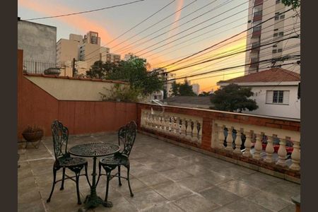 Casa à venda com 400m², 4 quartos e 2 vagas