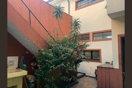 Casa à venda com 400m², 4 quartos e 2 vagas