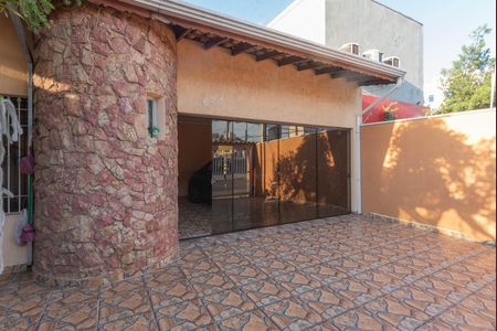 Fachada de casa à venda com 3 quartos, 224m² em Jardim Campos Eliseos, Campinas