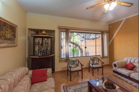 Casa à venda com 224m², 3 quartos e 4 vagas Casa à venda com 224m², 3 quartos e 4 vagasSala