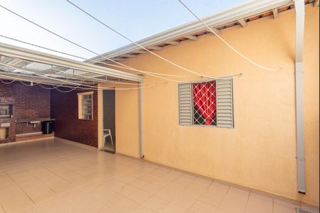 Quintal de casa à venda com 3 quartos, 224m² em Jardim Campos Eliseos, Campinas