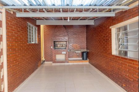 Casa à venda com 224m², 3 quartos e 4 vagas Casa à venda com 224m², 3 quartos e 4 vagasChurrasqueira