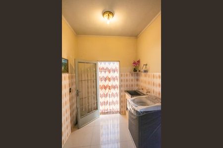 Casa à venda com 224m², 3 quartos e 4 vagas Casa à venda com 224m², 3 quartos e 4 vagasÁrea de Serviço