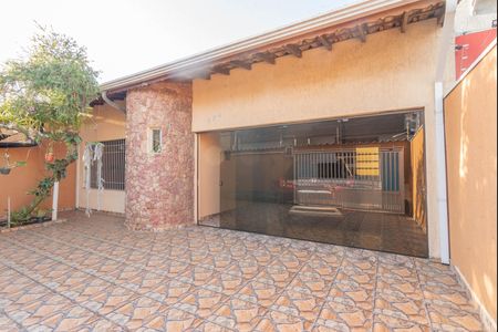 Garagem de casa à venda com 3 quartos, 224m² em Jardim Campos Eliseos, Campinas