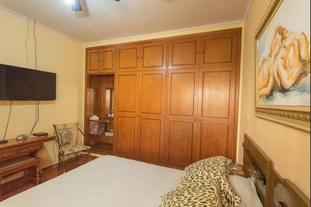 Casa à venda com 224m², 3 quartos e 4 vagas Casa à venda com 224m², 3 quartos e 4 vagasQuarto 2