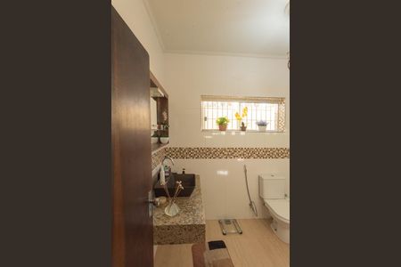 Casa à venda com 224m², 3 quartos e 4 vagas Casa à venda com 224m², 3 quartos e 4 vagasBanheiro