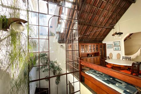 Casa à venda com 520m², 5 quartos e 3 vagasJardim de inverno