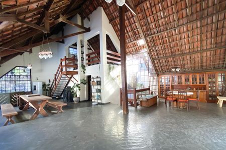 Casa à venda com 520m², 5 quartos e 3 vagasSala de Estar
