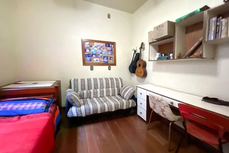 Casa à venda com 520m², 5 quartos e 3 vagasQuarto 1