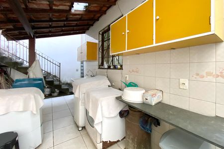 Casa à venda com 520m², 5 quartos e 3 vagasÁrea de Serviço