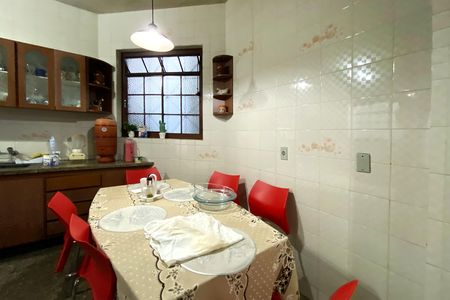 Casa à venda com 520m², 5 quartos e 3 vagasCozinha