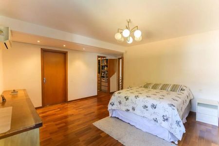 Casa à venda com 314m², 3 quartos e 3 vagasFoto 13