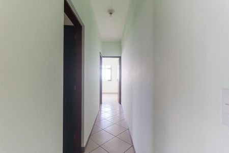 Corredor de casa para alugar com 2 quartos, 55m² em Biritiba, Poá