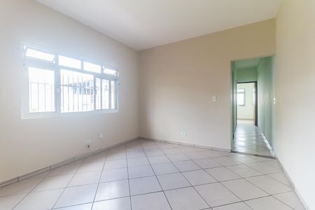 Casa para alugar com 55m², 2 quartos e sem vagaSala