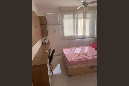 Casa à venda com 4 quartos, 180m² em Recreio dos Bandeirantes, Rio de Janeiro