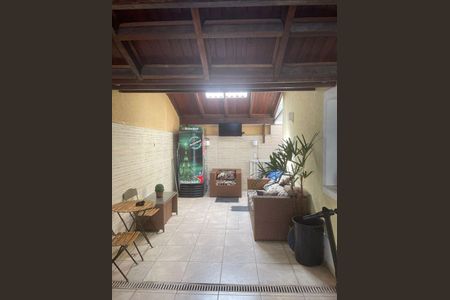 Casa à venda com 180m², 4 quartos e 2 vagas