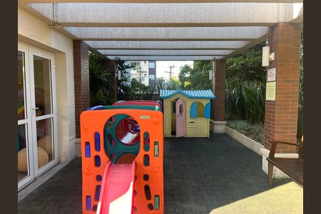 Apartamento para alugar com 59m², 2 quartos e 1 vaga Apartamento para alugar com 59m², 2 quartos e 1 vagaÁrea comum - Playground