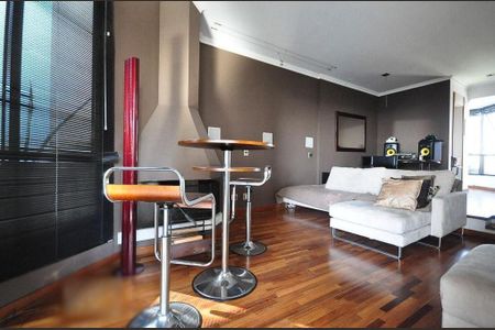 Apartamento à venda com 82m², 1 quarto e 2 vagas