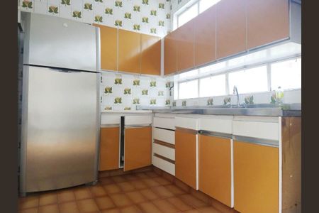 Casa para alugar com 216m², 2 quartos e 2 vagas