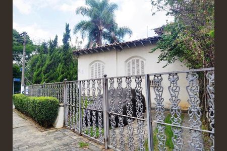 Casa para alugar com 216m², 2 quartos e 2 vagas