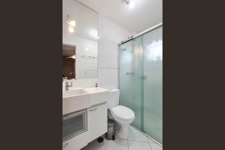 Banheiro Suíte 2 de apartamento para alugar com 3 quartos, 303m² em Vila Quirino de Lima, São Bernardo do Campo