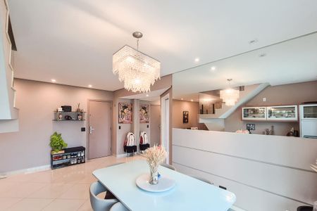 Apartamento para alugar com 303m², 3 quartos e 3 vagas Apartamento para alugar com 303m², 3 quartos e 3 vagasSala