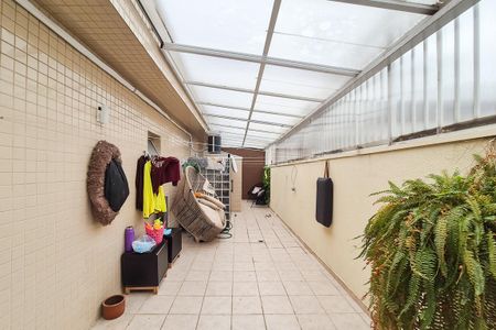Apartamento para alugar com 303m², 3 quartos e 3 vagas Apartamento para alugar com 303m², 3 quartos e 3 vagasQuintal