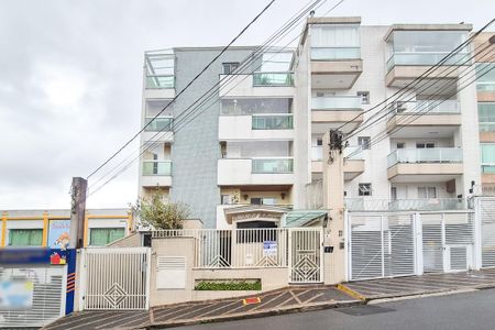 Apartamento para alugar com 303m², 3 quartos e 3 vagas Apartamento para alugar com 303m², 3 quartos e 3 vagasFachada e portaria