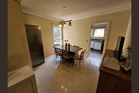 Apartamento à venda com 191m², 4 quartos e 3 vagas
