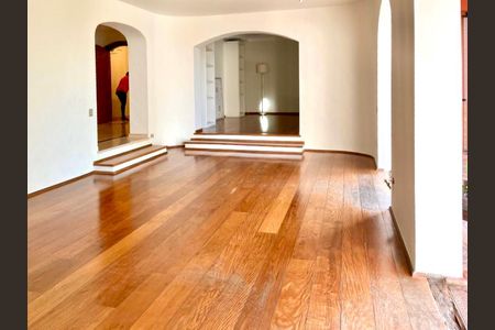 Apartamento à venda com 370m², 4 quartos e 3 vagas Apartamento à venda com 370m², 4 quartos e 3 vagasFoto 02