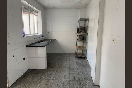 Casa para alugar com 250m², 4 quartos e 2 vagas