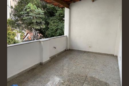 Casa para alugar com 250m², 4 quartos e 2 vagas