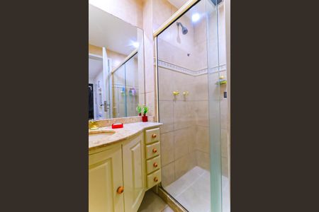 Apartamento à venda com 104m², 3 quartos e 2 vagas Apartamento à venda com 104m², 3 quartos e 2 vagasBanheiro da Suíte