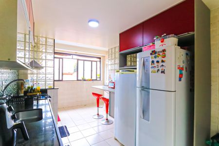 Apartamento à venda com 104m², 3 quartos e 2 vagas Apartamento à venda com 104m², 3 quartos e 2 vagasCozinha