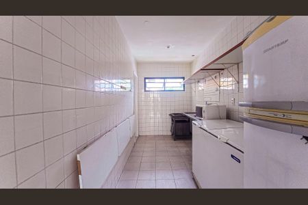 Apartamento à venda com 104m², 3 quartos e 2 vagas Apartamento à venda com 104m², 3 quartos e 2 vagasÁrea comum - Salão de festas cozinha