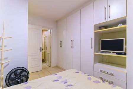 Apartamento à venda com 104m², 3 quartos e 2 vagas Apartamento à venda com 104m², 3 quartos e 2 vagasQuarto - Suíte