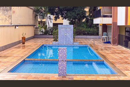 Apartamento à venda com 104m², 3 quartos e 2 vagas Apartamento à venda com 104m², 3 quartos e 2 vagasÁrea comum - Piscina