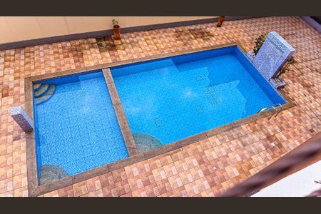 Apartamento à venda com 104m², 3 quartos e 2 vagas Apartamento à venda com 104m², 3 quartos e 2 vagasÁrea comum - Piscina