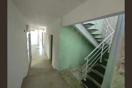 Casa à venda com 235m², 3 quartos e 4 vagas