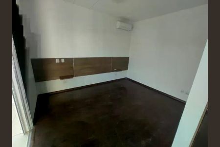 Casa à venda com 3 quartos, 235m² em Swiss Park, Campinas