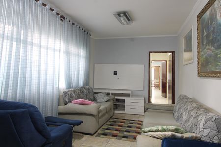 Casa para alugar com 180m², 5 quartos e 2 vagasSala de estar
