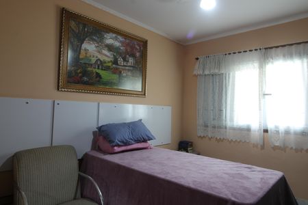 Casa para alugar com 180m², 5 quartos e 2 vagasQuarto 4