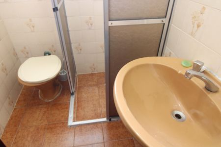 Casa para alugar com 180m², 5 quartos e 2 vagasBanheiro 1