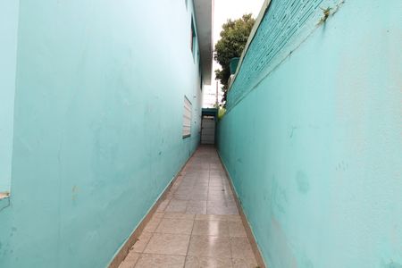 Casa para alugar com 180m², 5 quartos e 2 vagasCorredor externo