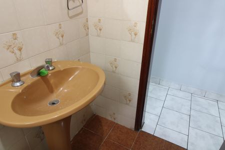 Casa para alugar com 180m², 5 quartos e 2 vagasBanheiro 2