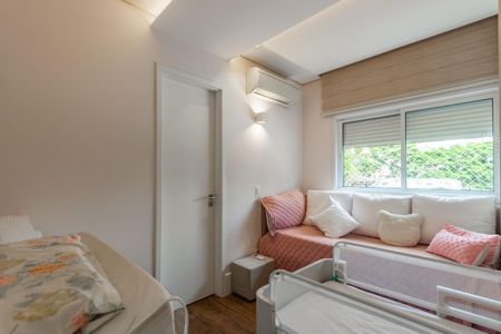 Apartamento à venda com 3 quartos, 183m² em Vila Nova Conceição, São Paulo