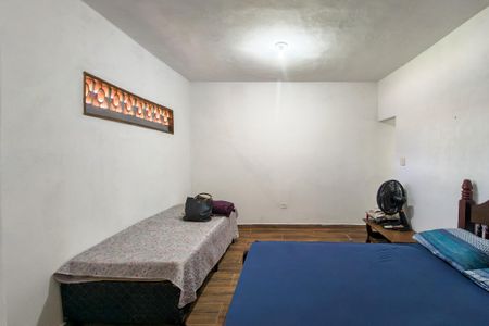 Quarto de casa de condomínio para alugar com 1 quarto, 50m² em Guilhermina, Praia Grande