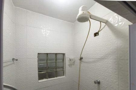 Casa de condomínio para alugar com 50m², 1 quarto e sem vagaBanheiro 