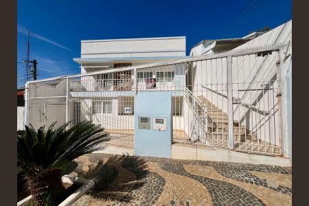 Casa para alugar com 160m², 3 quartos e sem vaga Casa para alugar com 160m², 3 quartos e sem vagaFachada