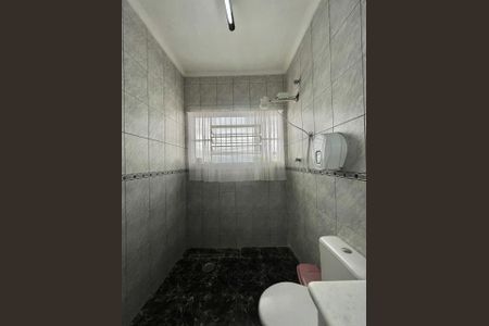 Casa para alugar com 160m², 3 quartos e sem vaga Casa para alugar com 160m², 3 quartos e sem vagaBanheiro